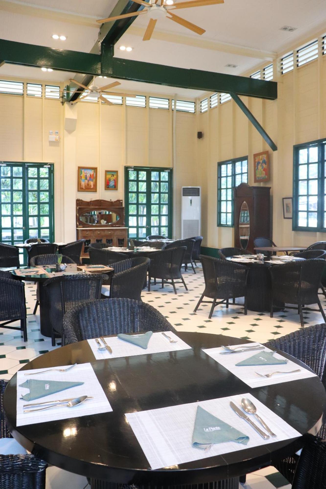 La Planta Hotel And Restaurant, Inc. Bais Buitenkant foto
