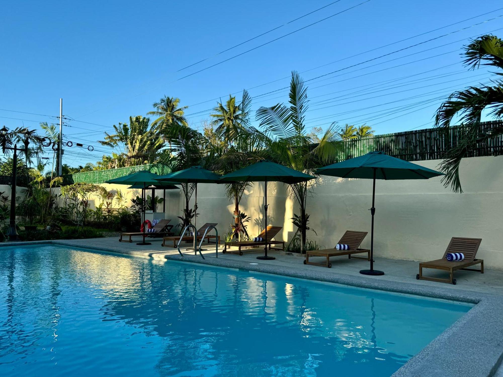 La Planta Hotel And Restaurant, Inc. Bais Buitenkant foto