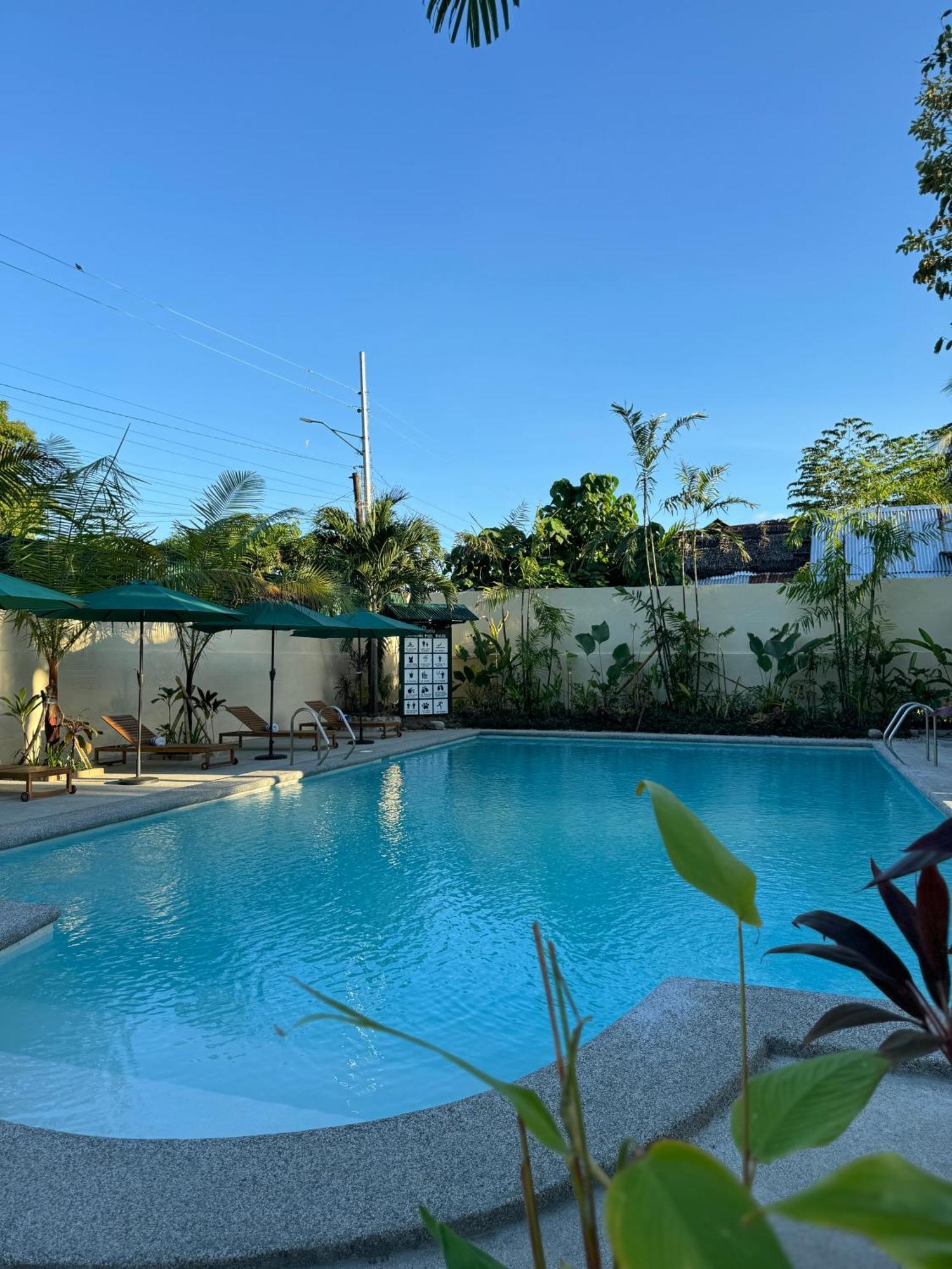 La Planta Hotel And Restaurant, Inc. Bais Buitenkant foto