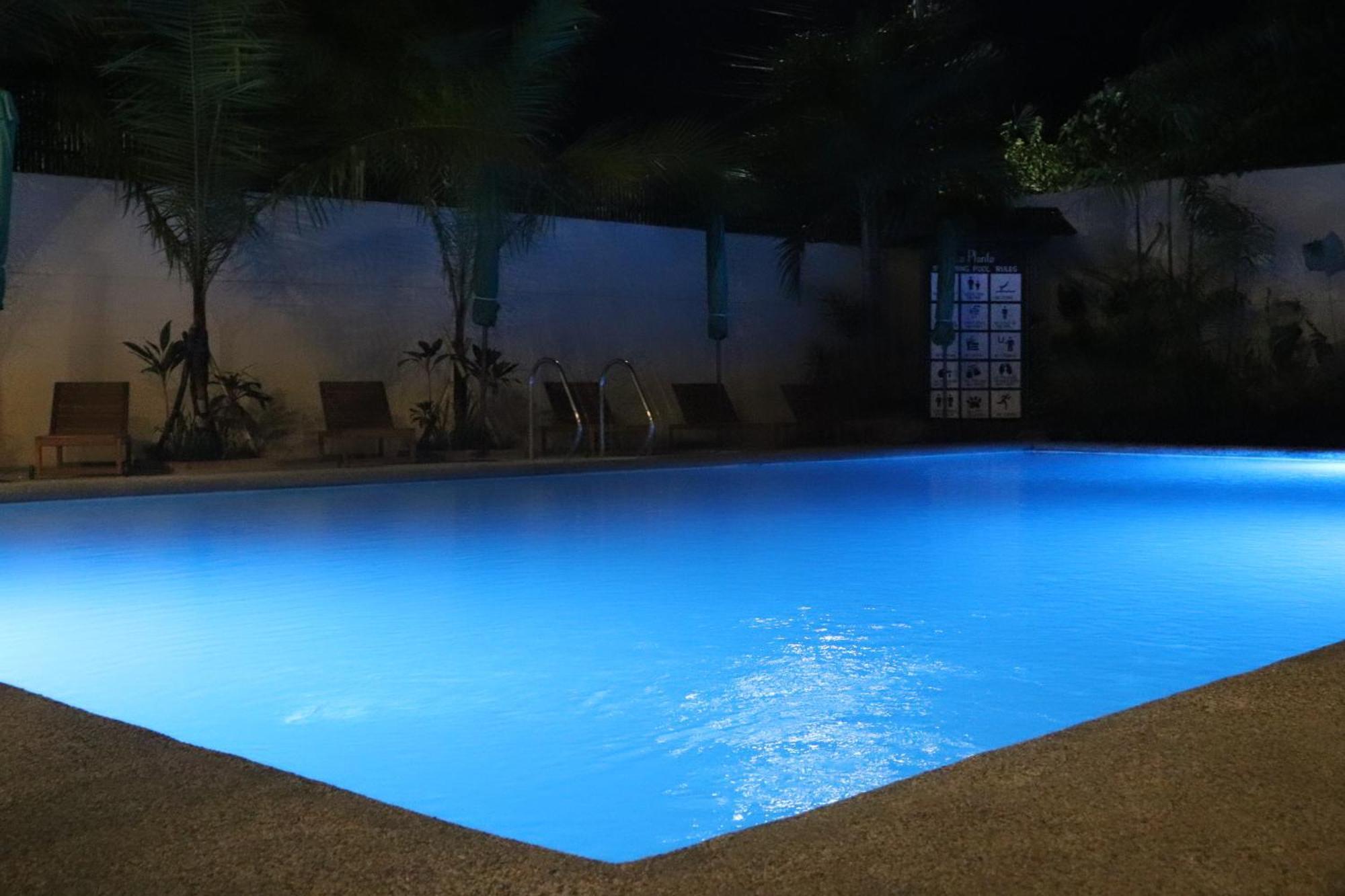 La Planta Hotel And Restaurant, Inc. Bais Buitenkant foto