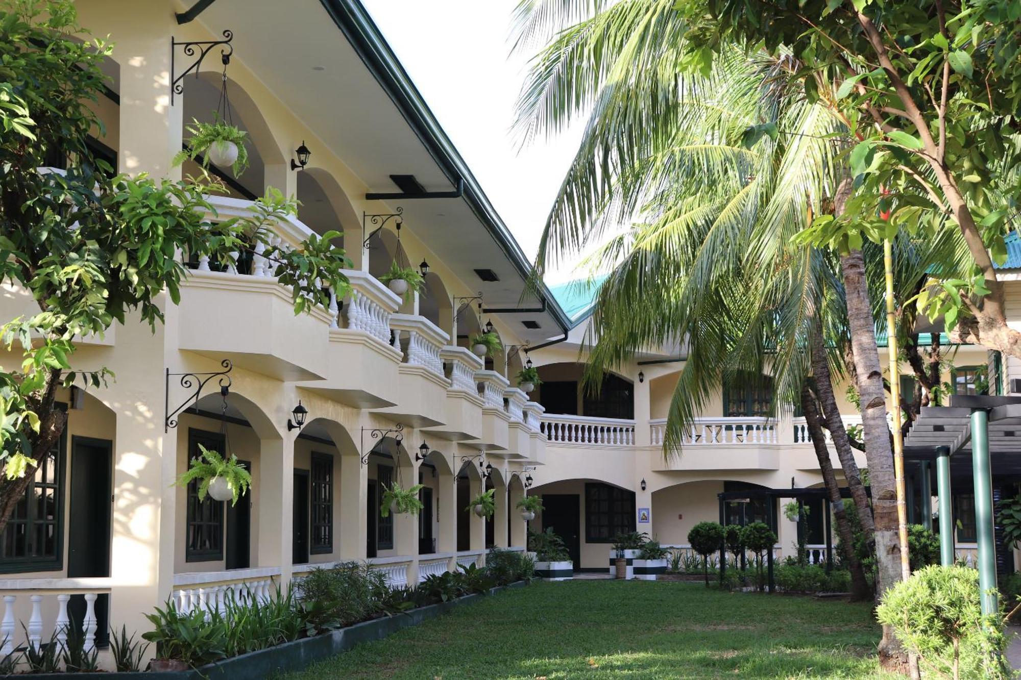 La Planta Hotel And Restaurant, Inc. Bais Buitenkant foto