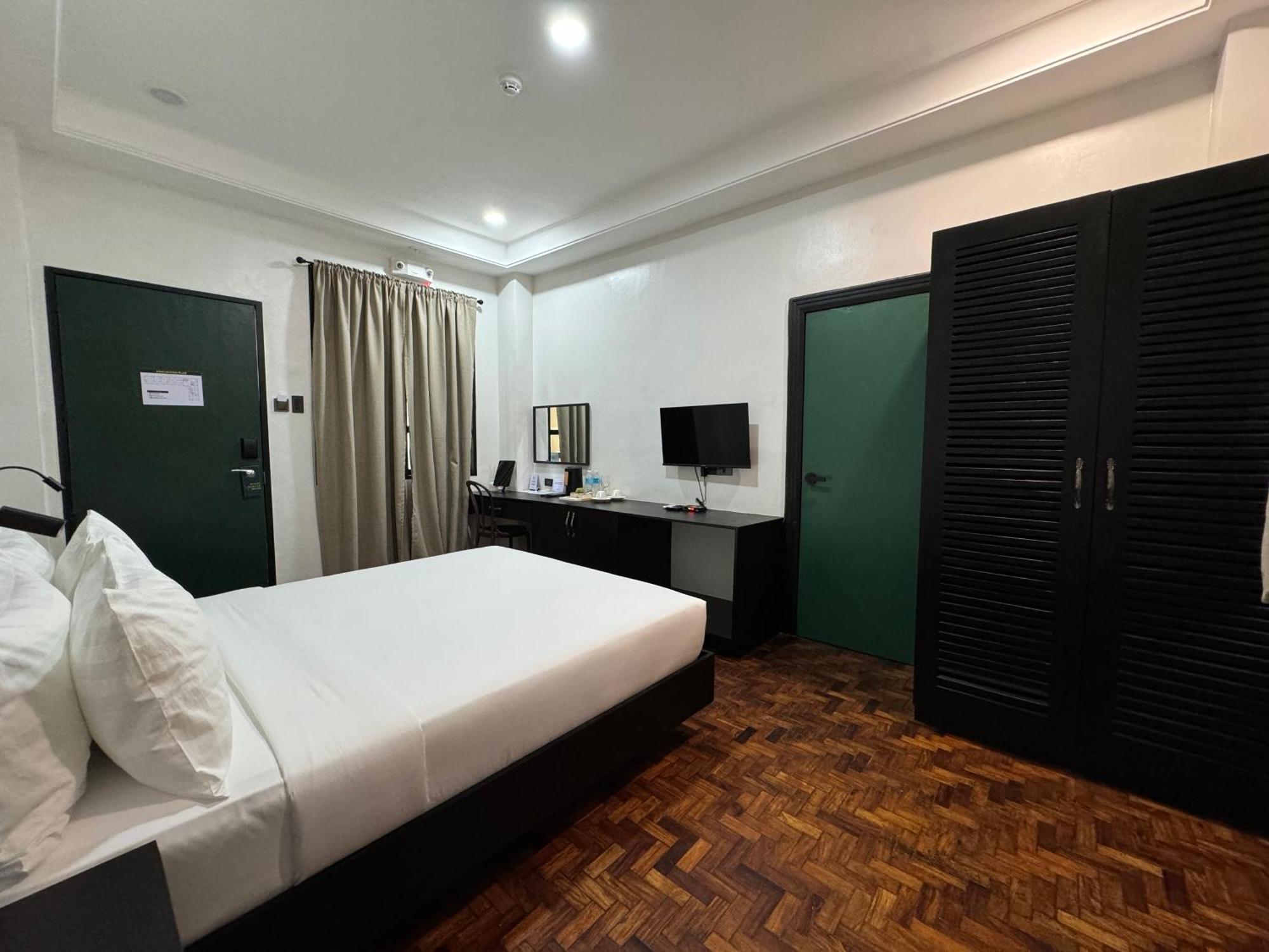 La Planta Hotel And Restaurant, Inc. Bais Buitenkant foto