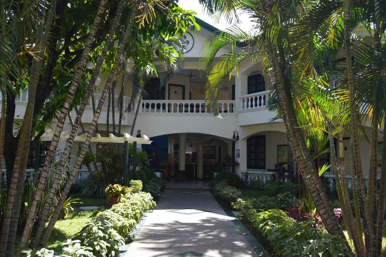 La Planta Hotel And Restaurant, Inc. Bais Buitenkant foto