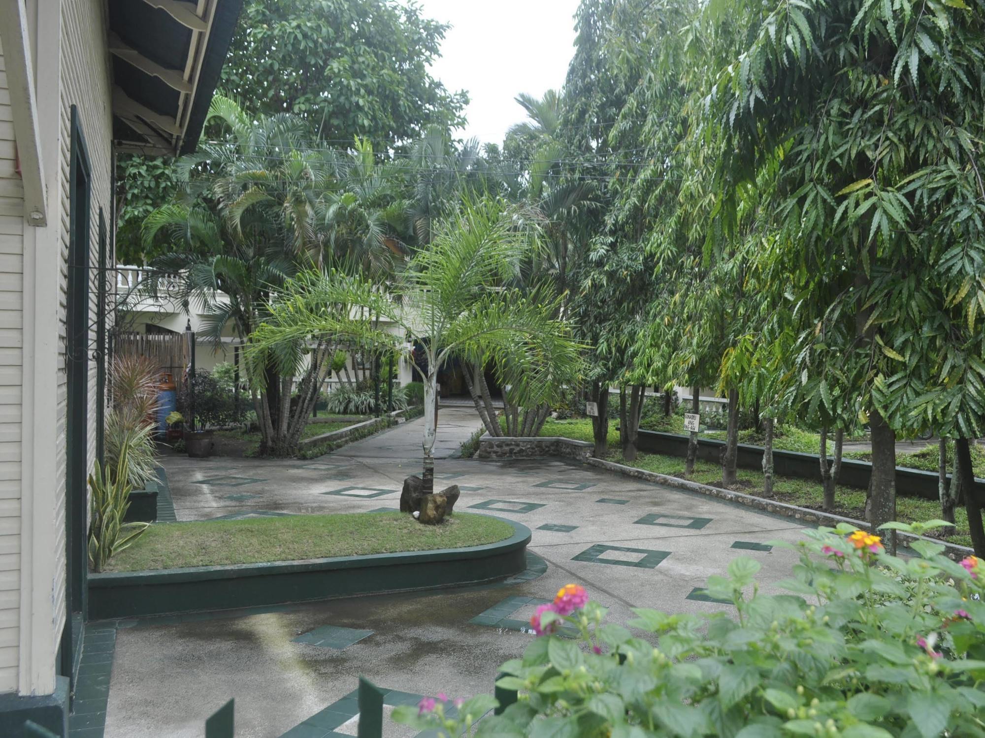 La Planta Hotel And Restaurant, Inc. Bais Buitenkant foto
